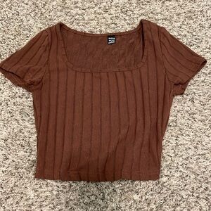 Brown fitted t-shirt square neck